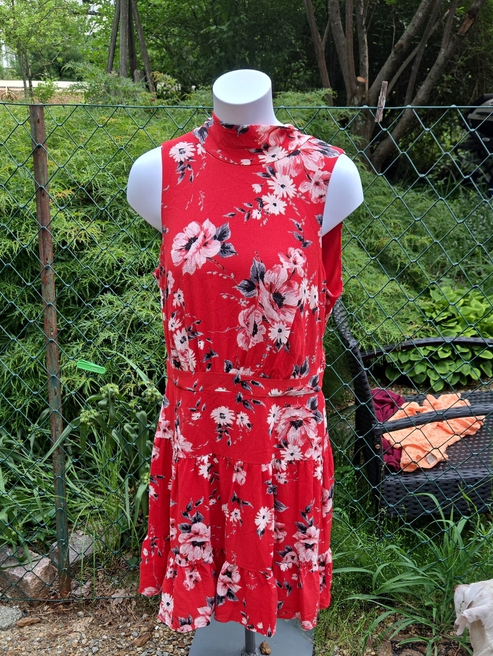 Elle Red Floral Sleeveless Mock-Neck Mini Dress